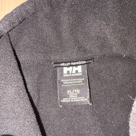 Helly Hansen Men's Black Zip-Up Sweater - Picture 2 of 2